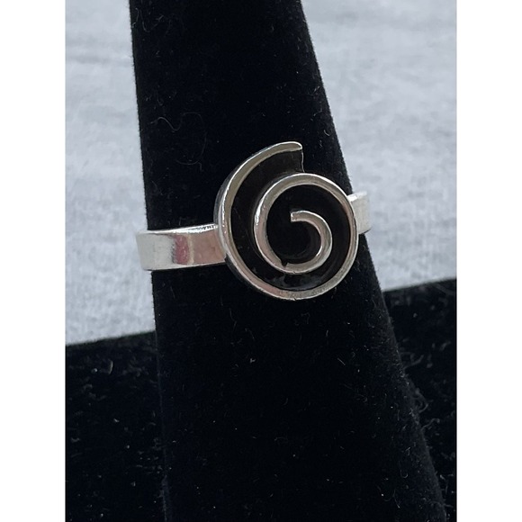 Estate Jewelry - Mexico 925 Sterling Silver Spiral Ring Size 7 Vintage Estate Jewelry